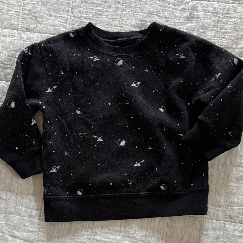 3:$15: Size 2T Kids Space-Themed Black Sweatshirt